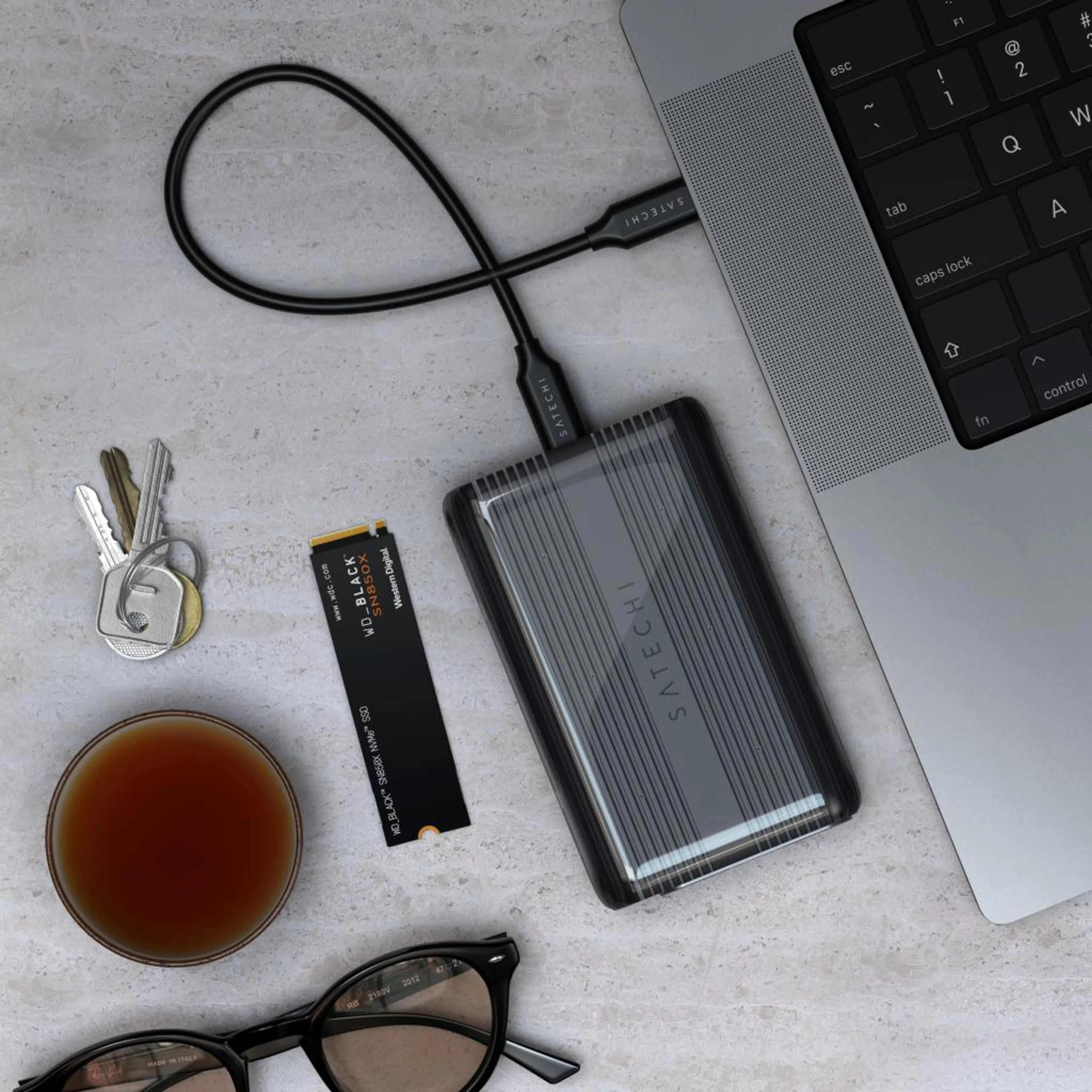 Satechi USB4 NVMe SSD Pro Enclosure (M.2 NVMe Drives 2280/2260/2242mm-16TBmax,PCI-E Gen 4x4,max bandwidth 8GB/s; reading/writing 3840MB/s ) - Grey